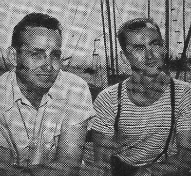 De to forfattere bag navnet Whit Masterson - Robert Allison “Bob” Wade (8. juni 1920 – 30. september 2012) til venstre og H. Bill Miller (11. maj 1920 – 21. august 1961) til højre
